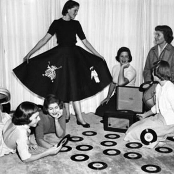 Crosley Cruiser Vinyl Record Player - Picture 2 of 2